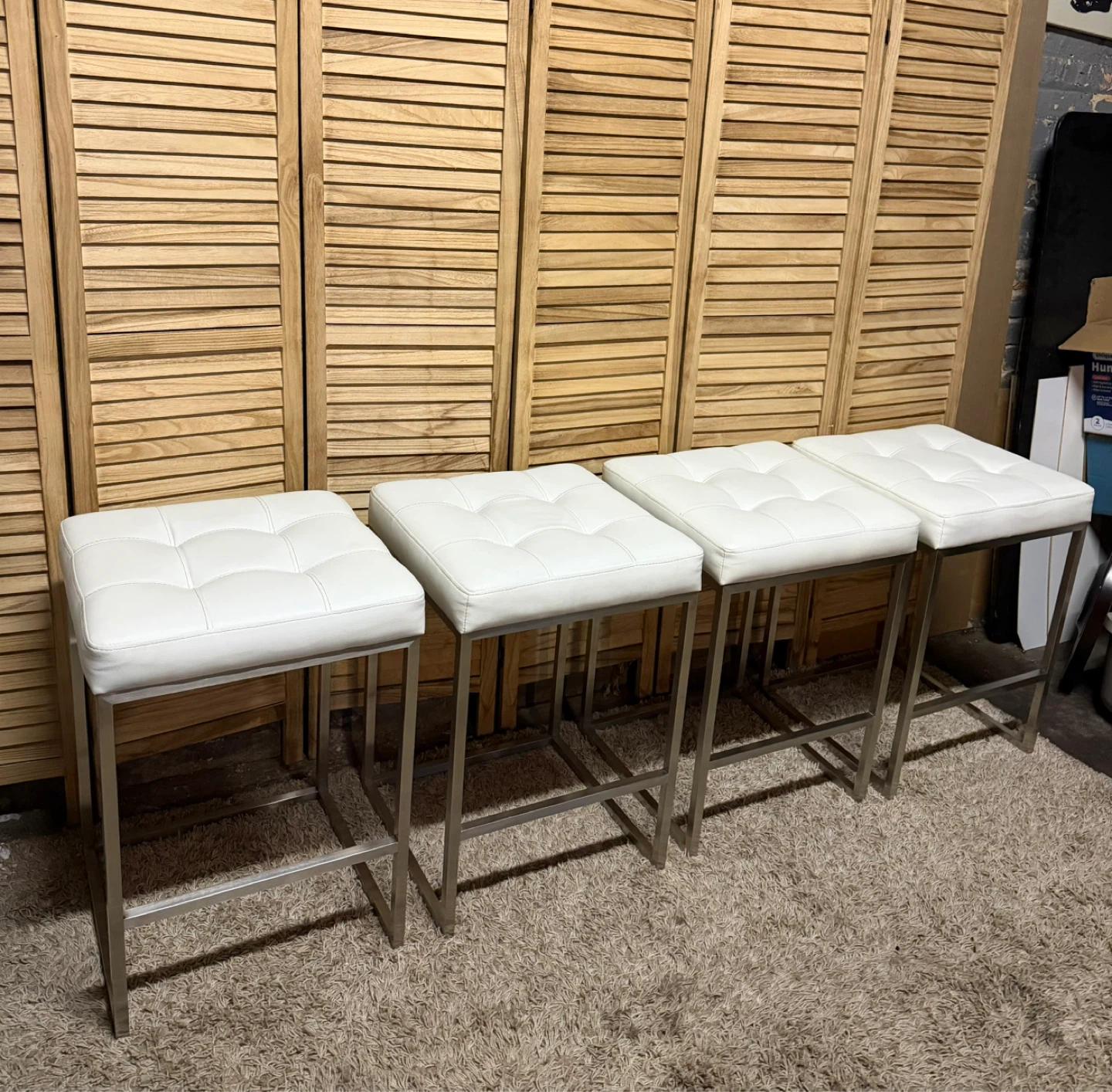 Set of 4 White Faux Leather Bar Stools - photo 3