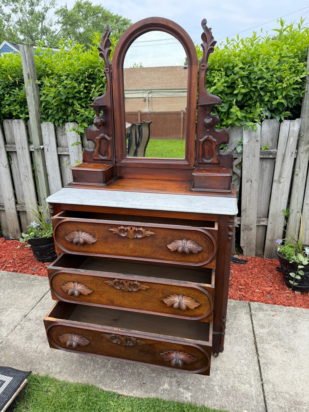 Antique Wooden Dresser with Mirror rolls on casters - photo 4