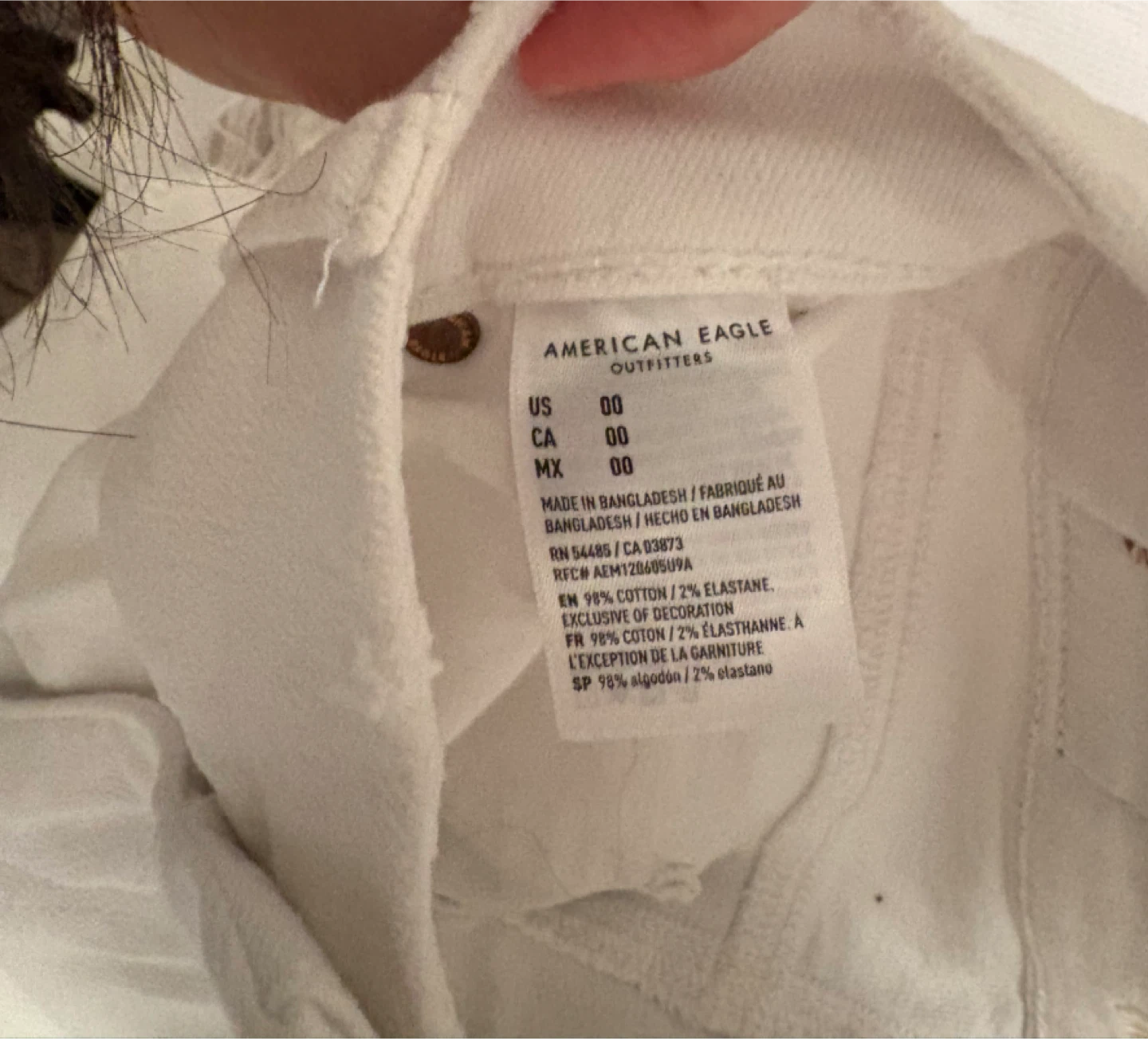 American Eagle White Ripped Denim Shorts Size 00 - photo 2