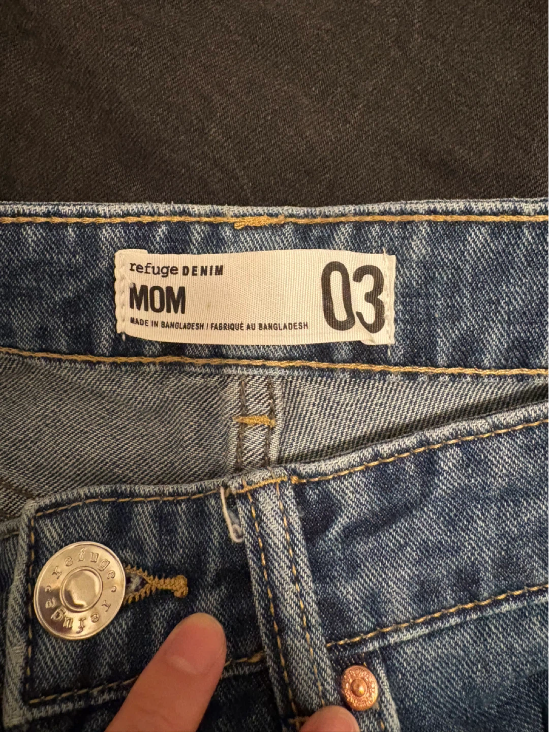 Refuge Denim Mom Shorts Size 03 - photo 2