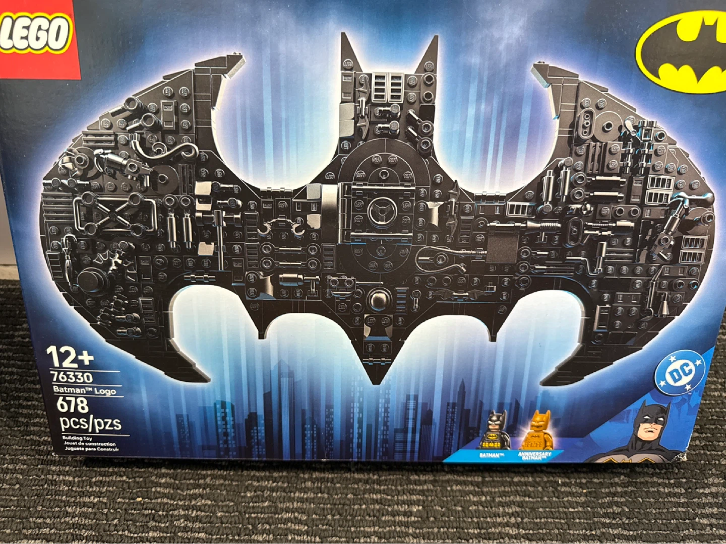 LEGO Batman 76330 Batman Logo Set - photo 2