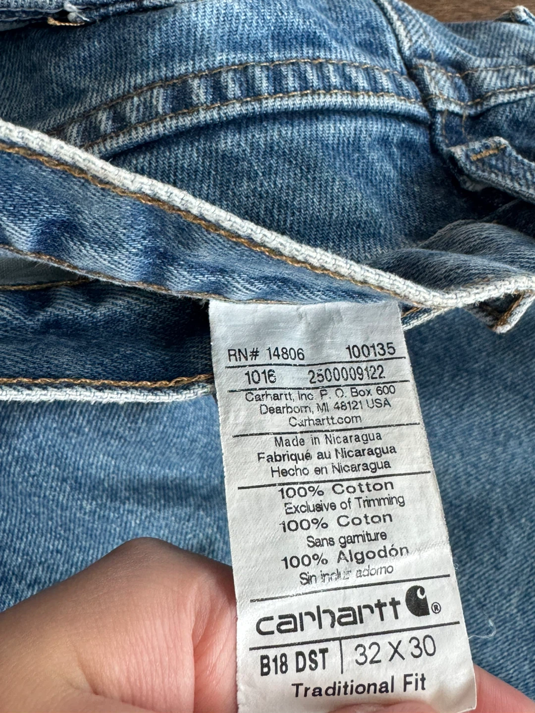 (32 x 30) Carhartt Traditional Fit Jeans - photo 3