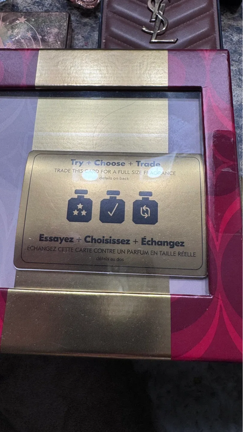 Fragrance Discovery Collection - Shoppers Exclusive - photo 2