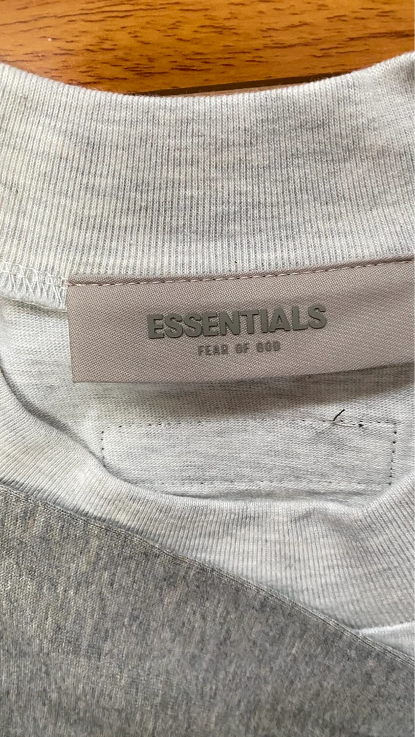 Essentials Shorts and Tshirts set - photo 3