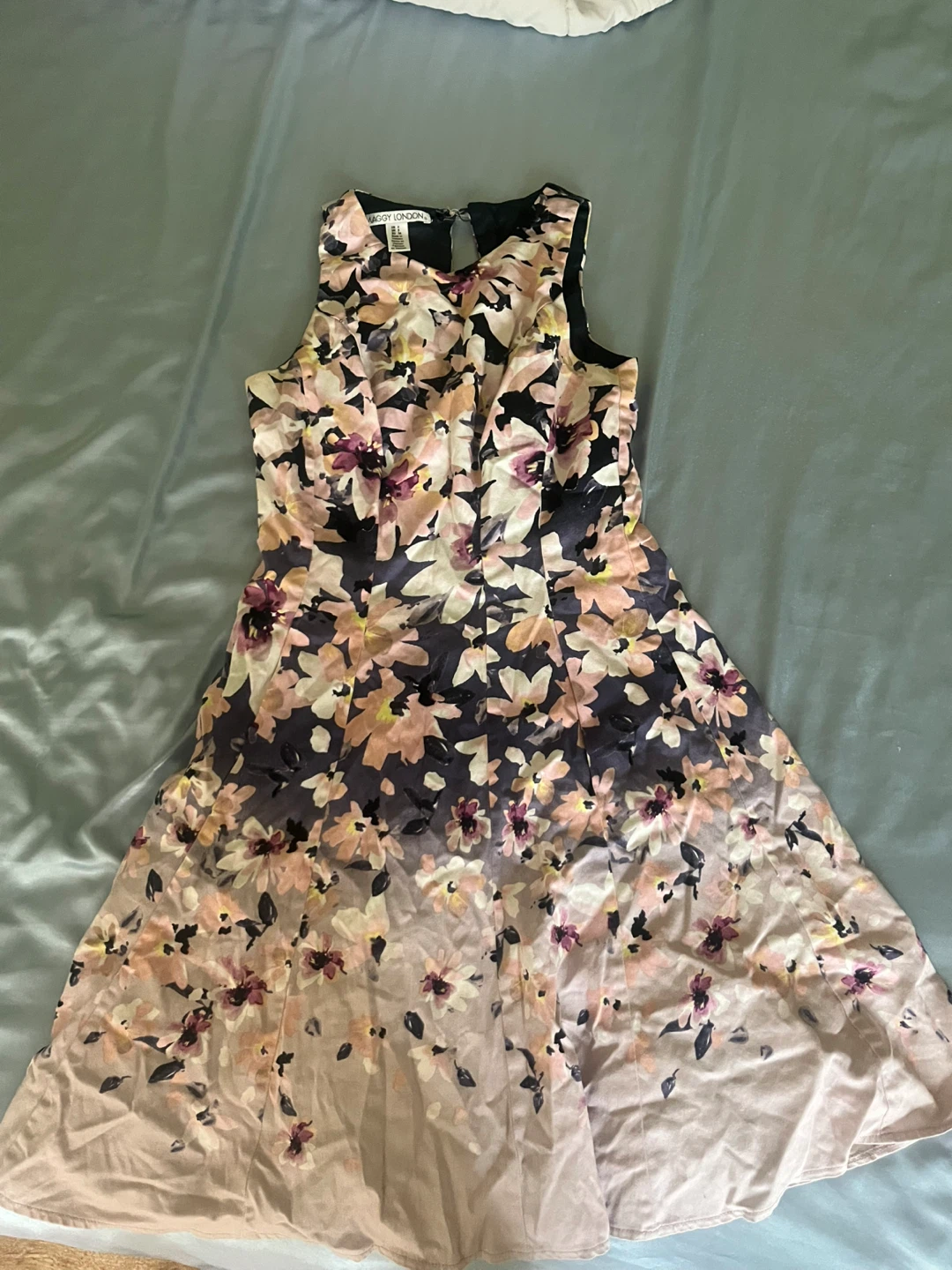 Floral Sleeveless Dress with Zipper Back