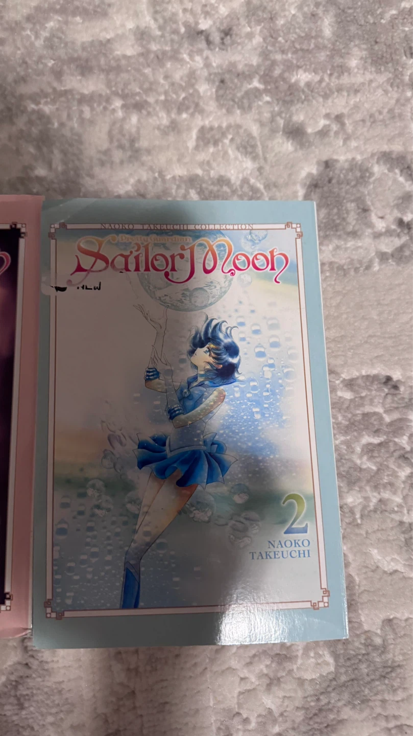 Sailor Moon Manga Volumes 2, 3, and 4 - photo 2