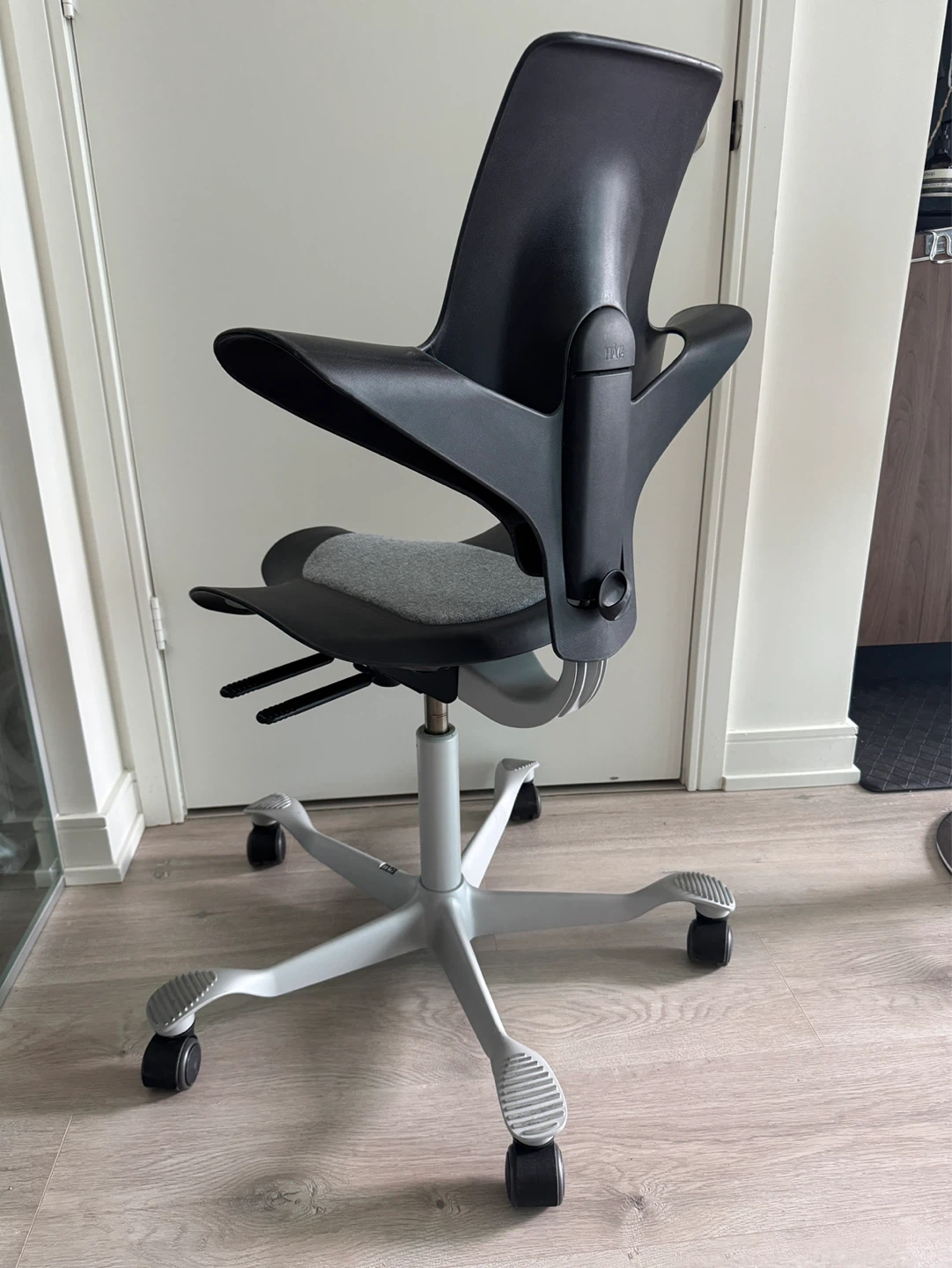 LAST SALE - HÅG Capisco Ergonomic Chair - photo 2