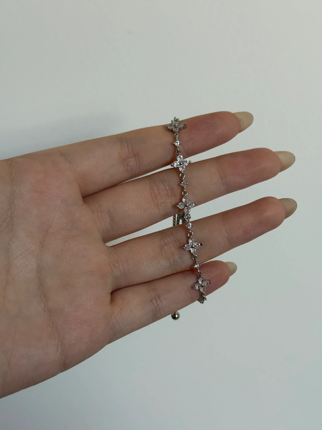 Rhinestone Flower Chain Bracelet - photo 5
