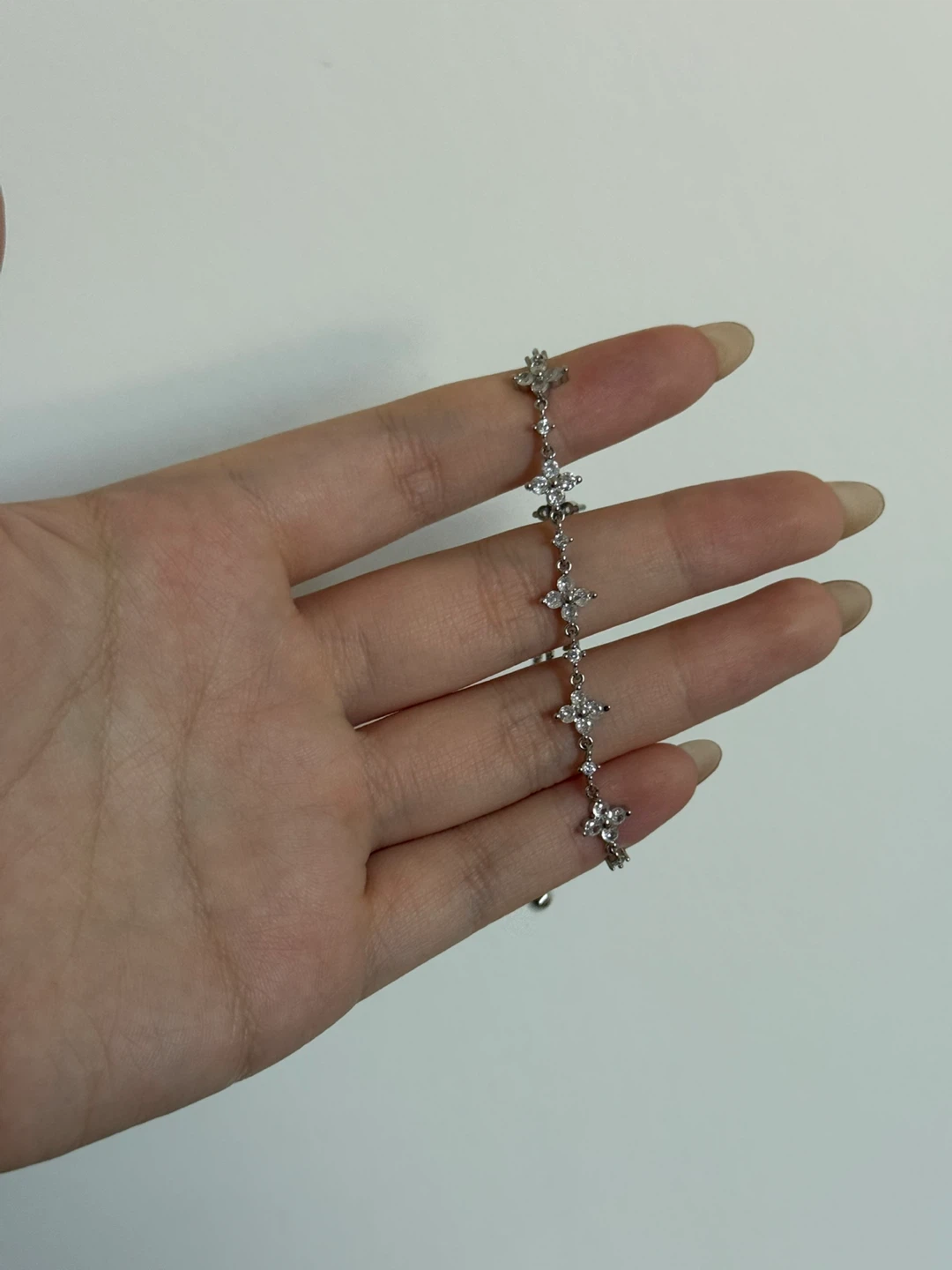 Rhinestone Flower Chain Bracelet - photo 4