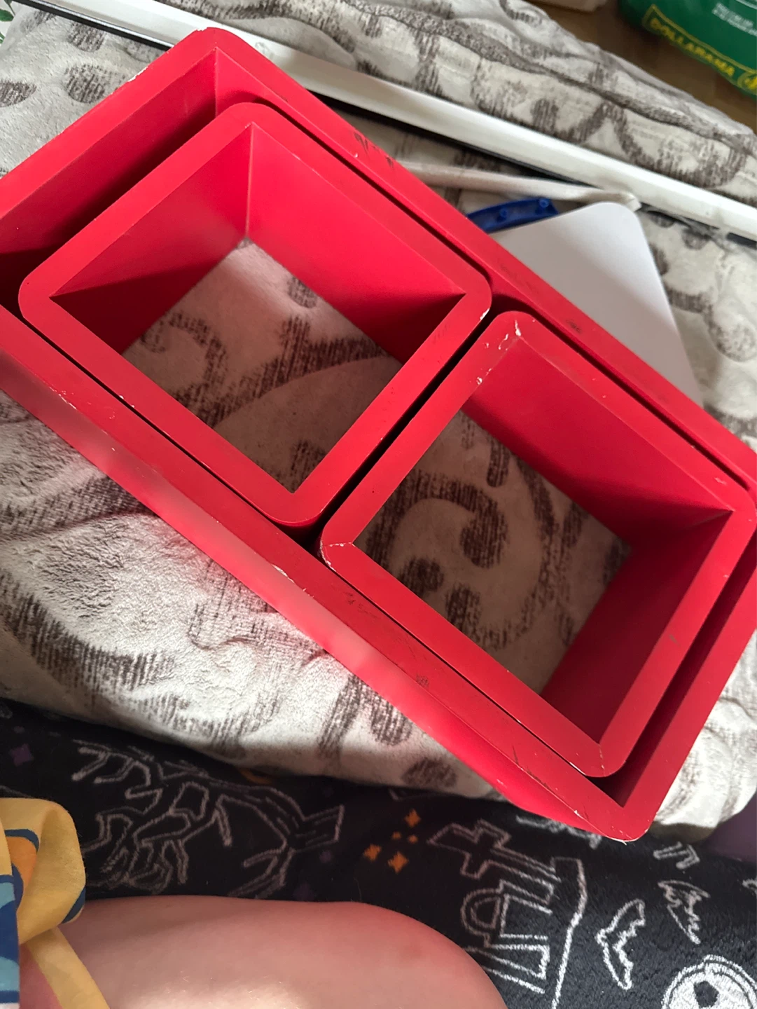 Set of 3 Red Square Floating Shelves