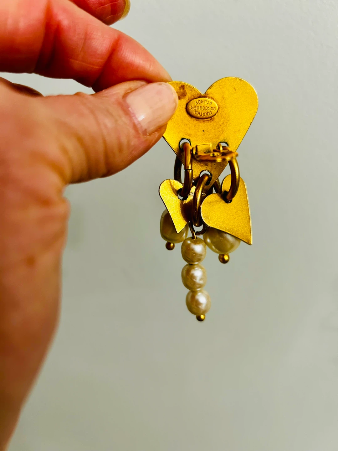 Gold Heart & Pearl Dangle Earrings - photo 4