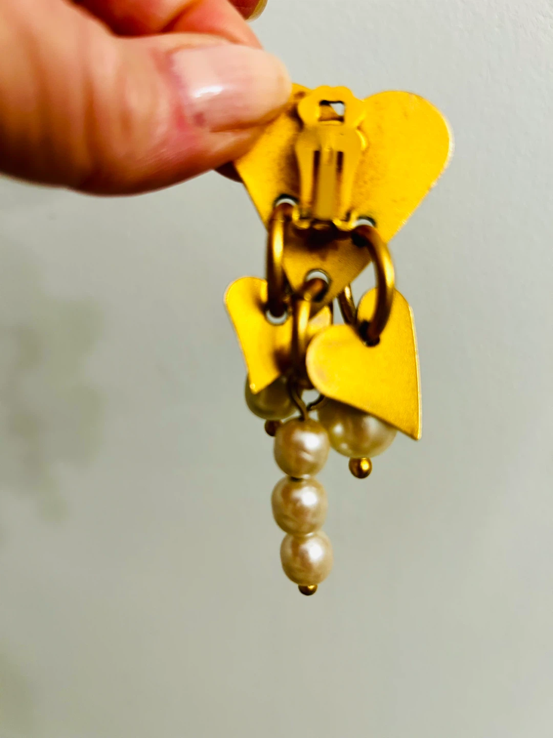 Gold Heart & Pearl Dangle Earrings - photo 2