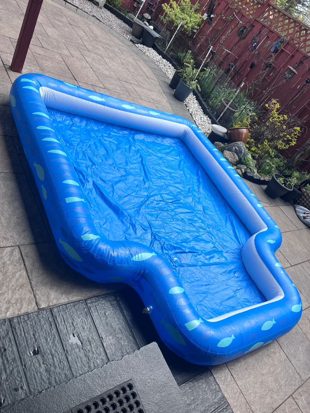 Blue Inflatable kiddie pool with fish design - photo 2