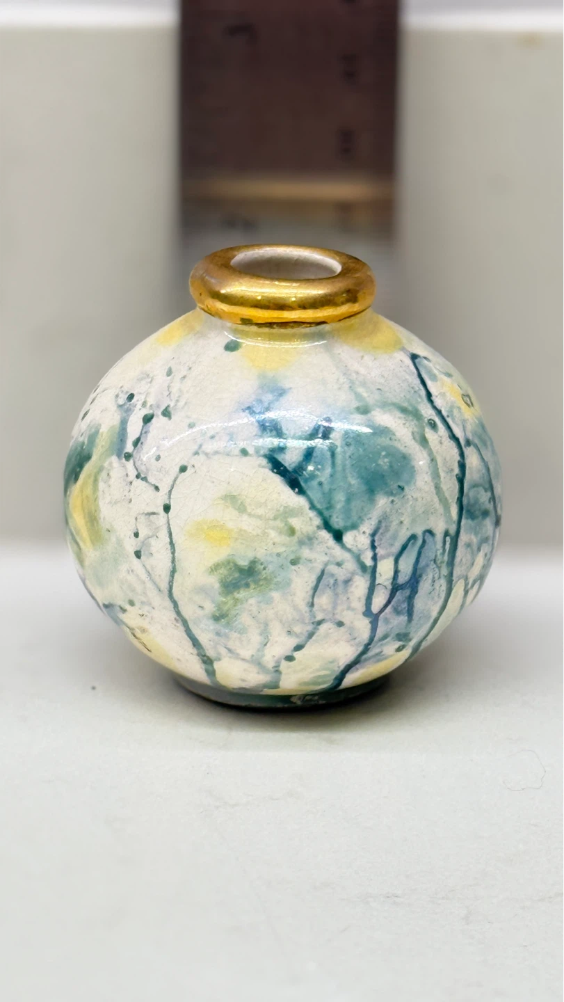 Small Ceramic Vase with Gold Rim 3” - photo 3