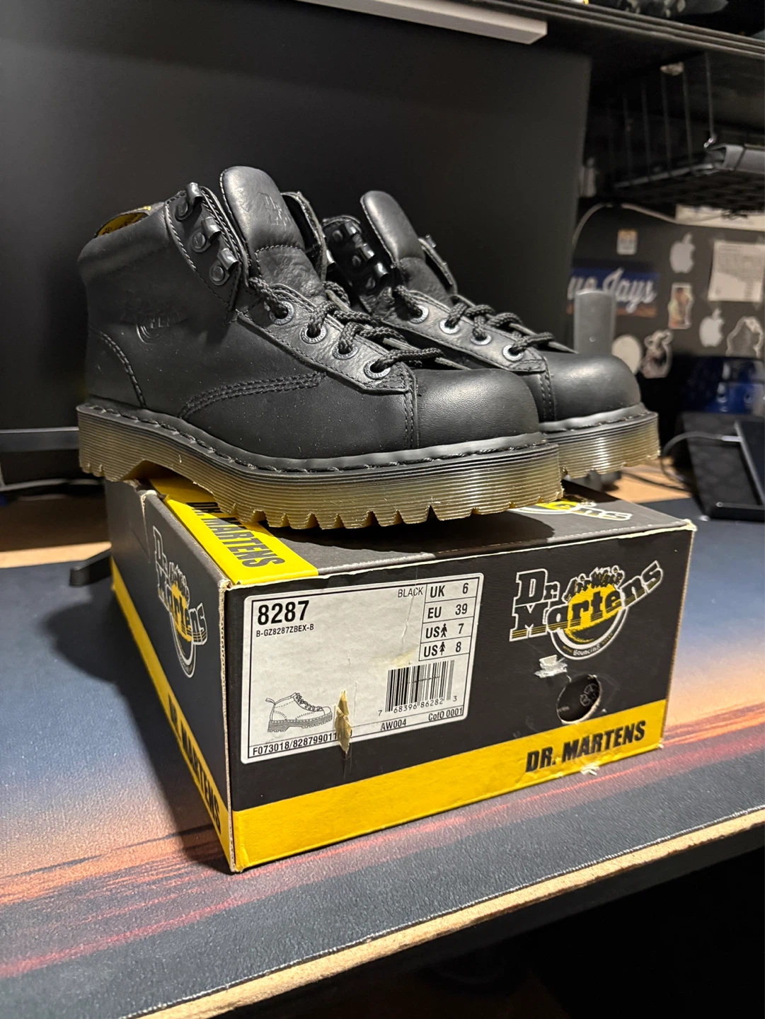 Dr. Martens 8287 Black Leather Boots - Size US 7