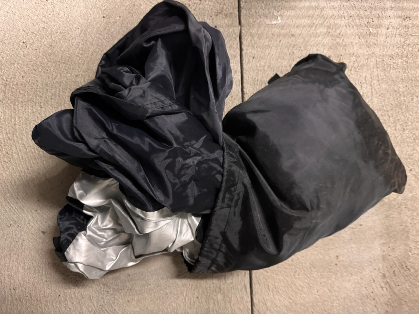 Black foldable tarp/cover with drawstring bag - photo 2