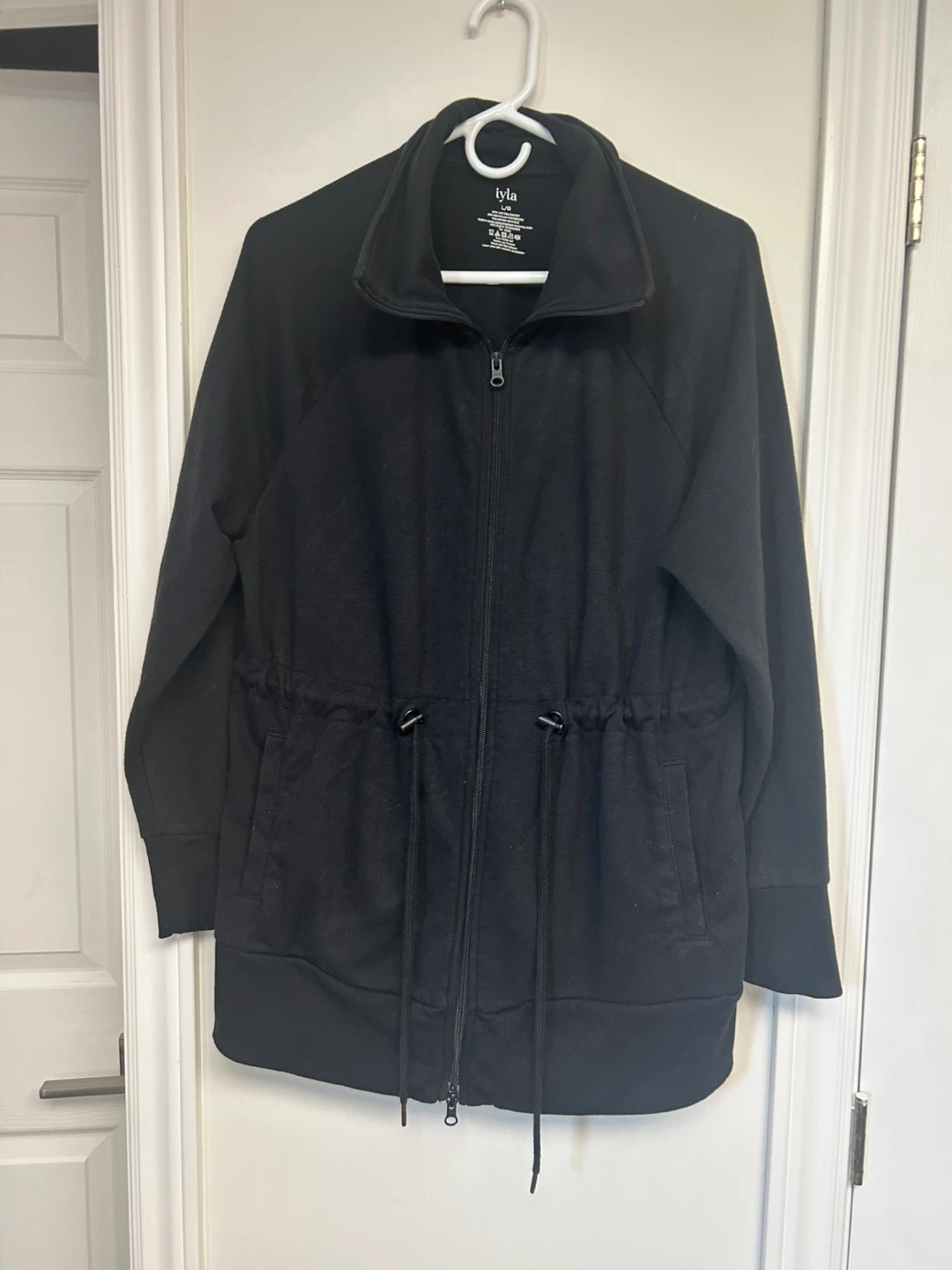 Iyla Black Zip-Up Jacket - Size L/G