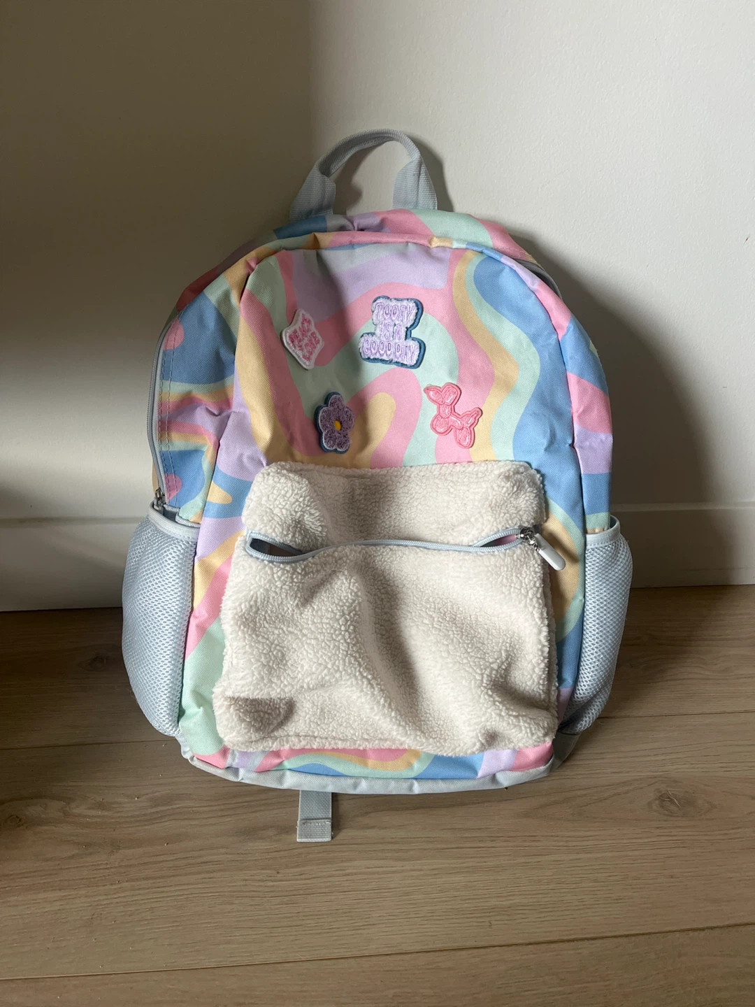 Kids backpack free