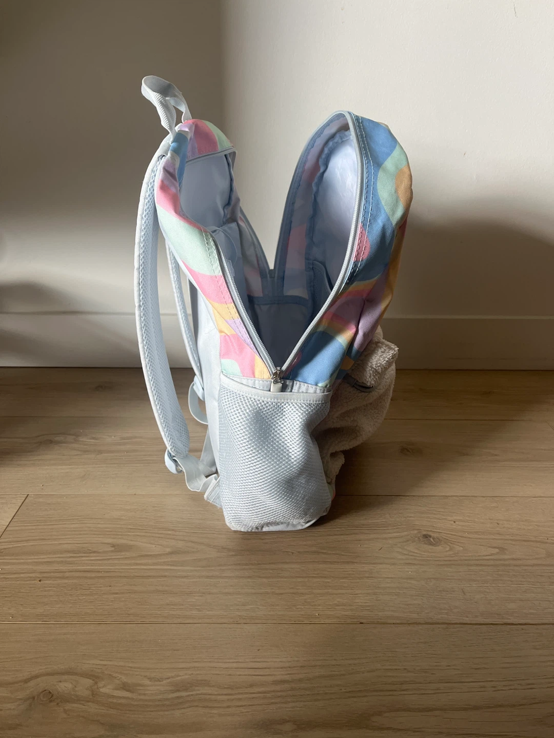 Kids backpack free - photo 4
