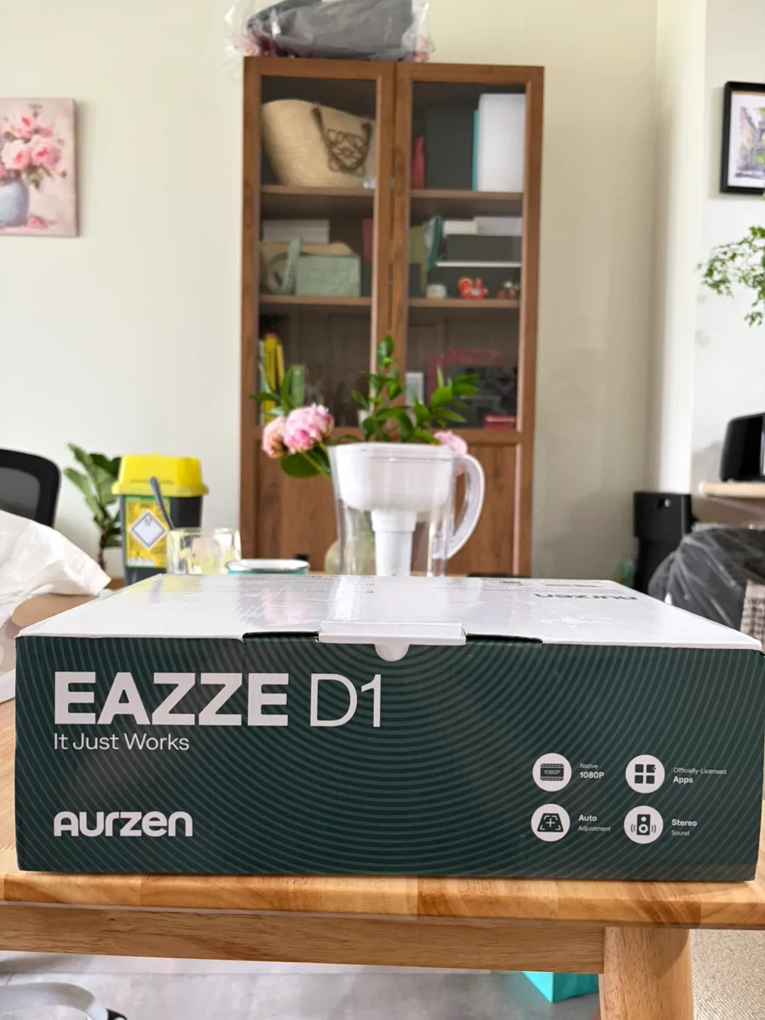 Aurzen EAZZE D1 Portable Projector (inc Project Stand) - photo 4