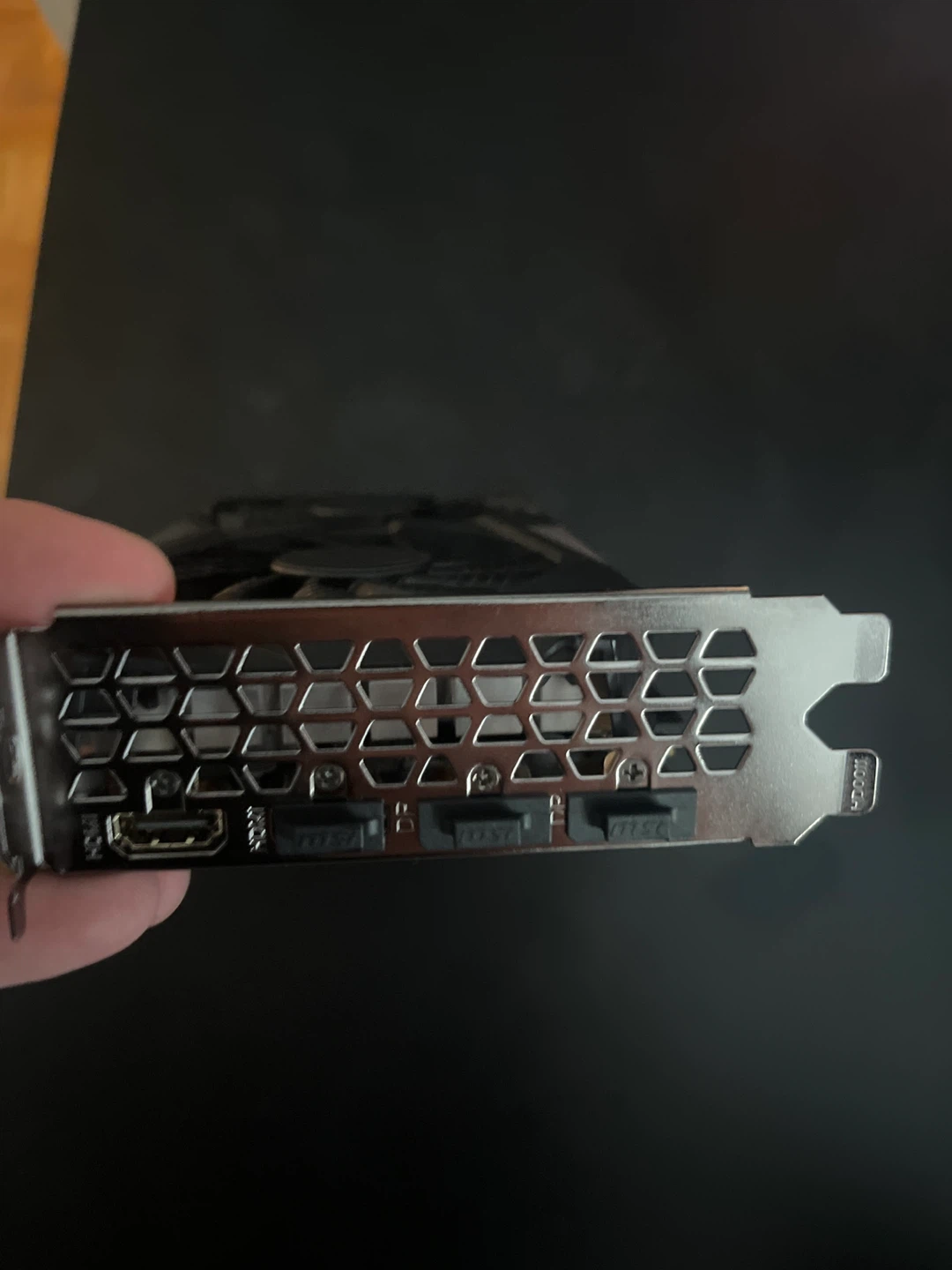 Gigabyte GeForce RTX 3050 6gb - photo 2