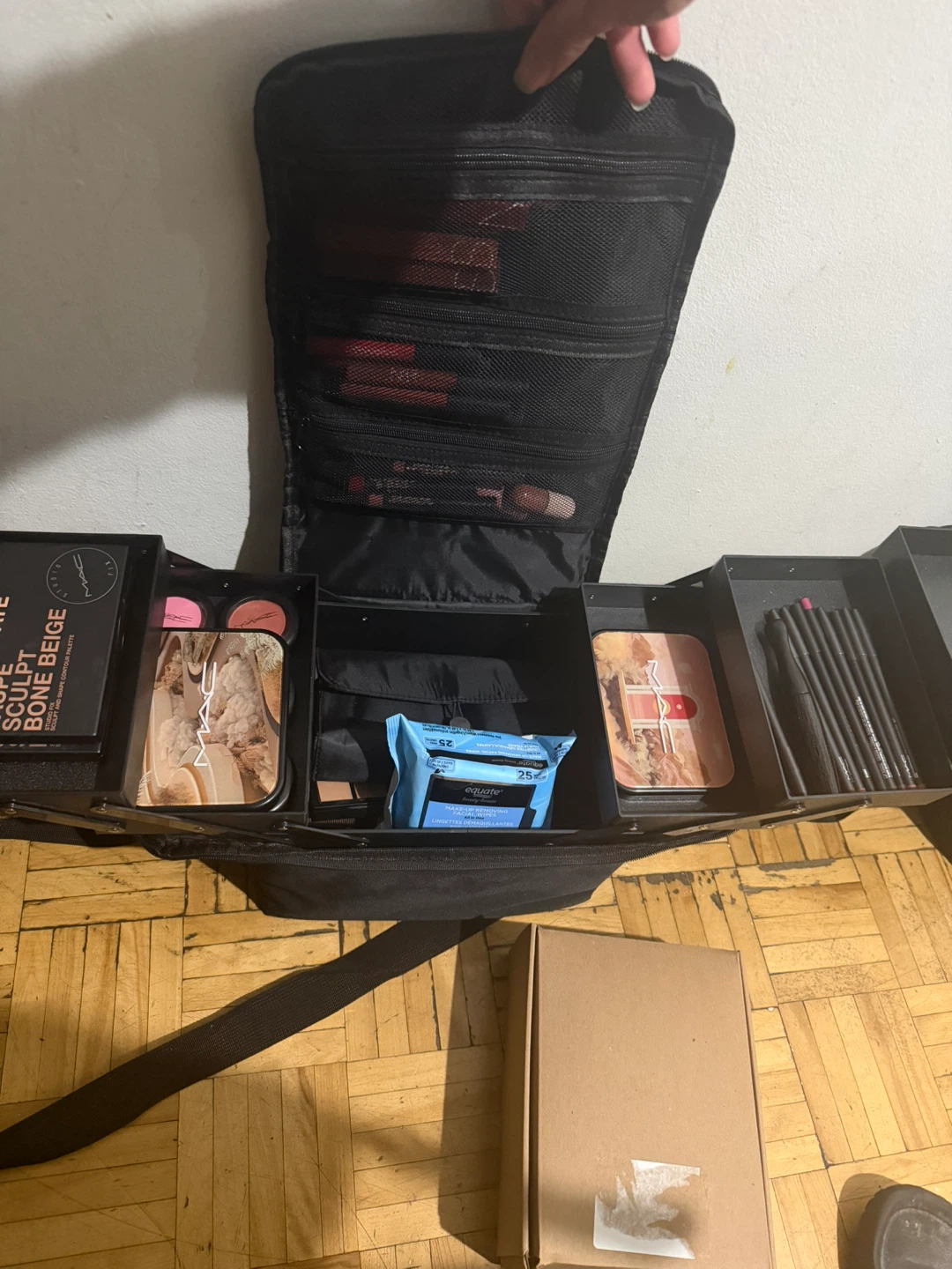 2000$ makeup kit for cheap - photo 3