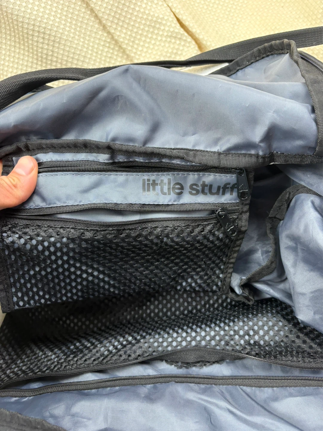 Adidas Duffel Bag some colour stain on handle - photo 2