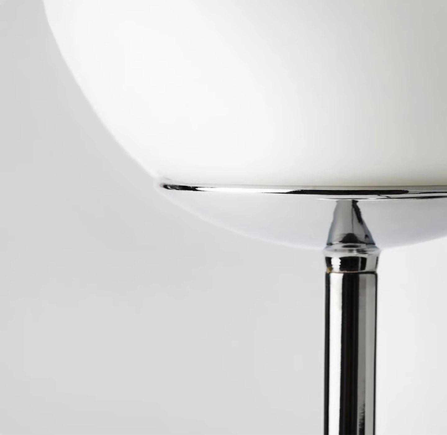 SIMRISHAMN Table lamp, chrome plated/opal glass, 17” - photo 5