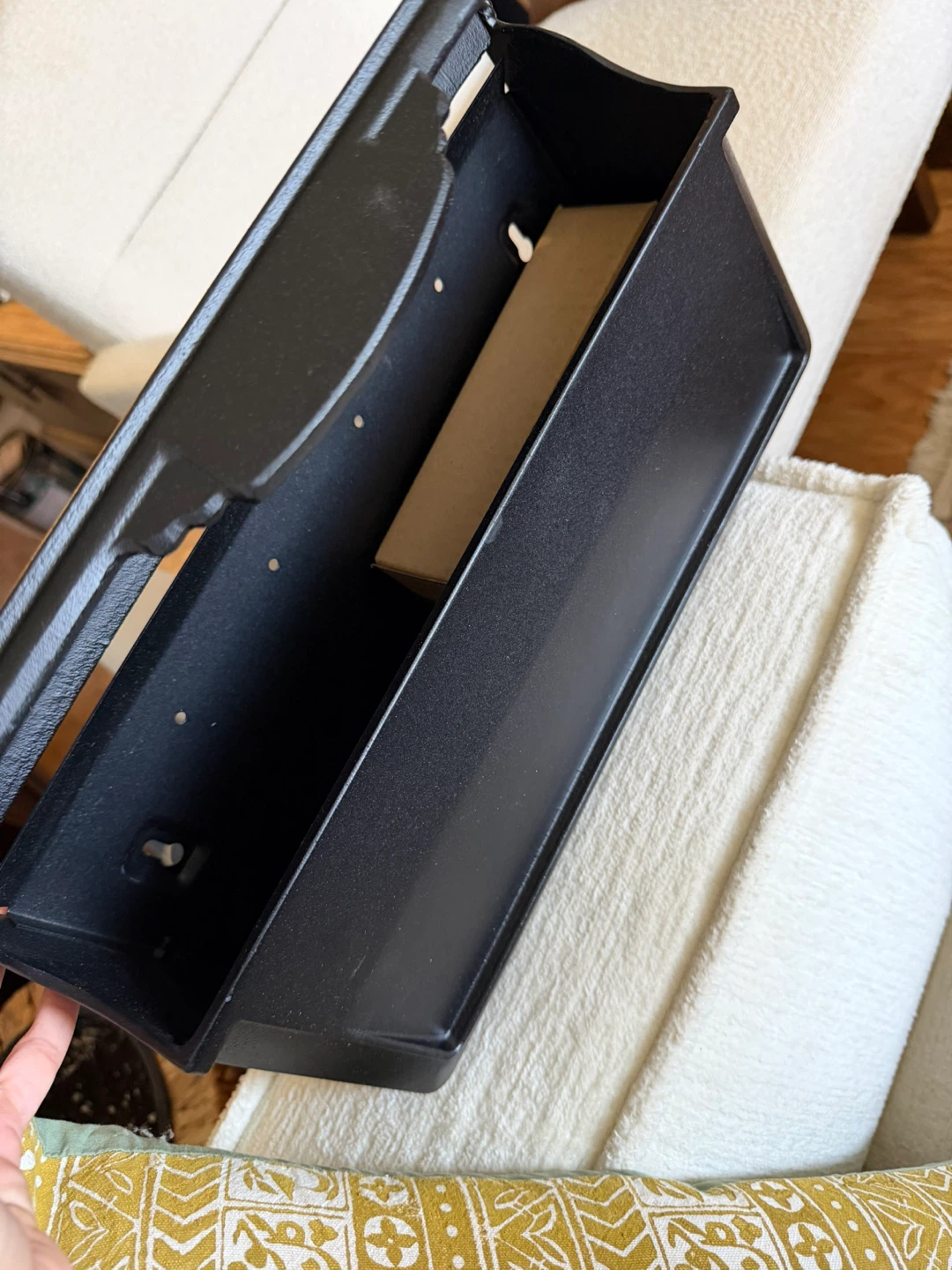Heavy-Duty Matte Black Cast Metal Mailbox - photo 2
