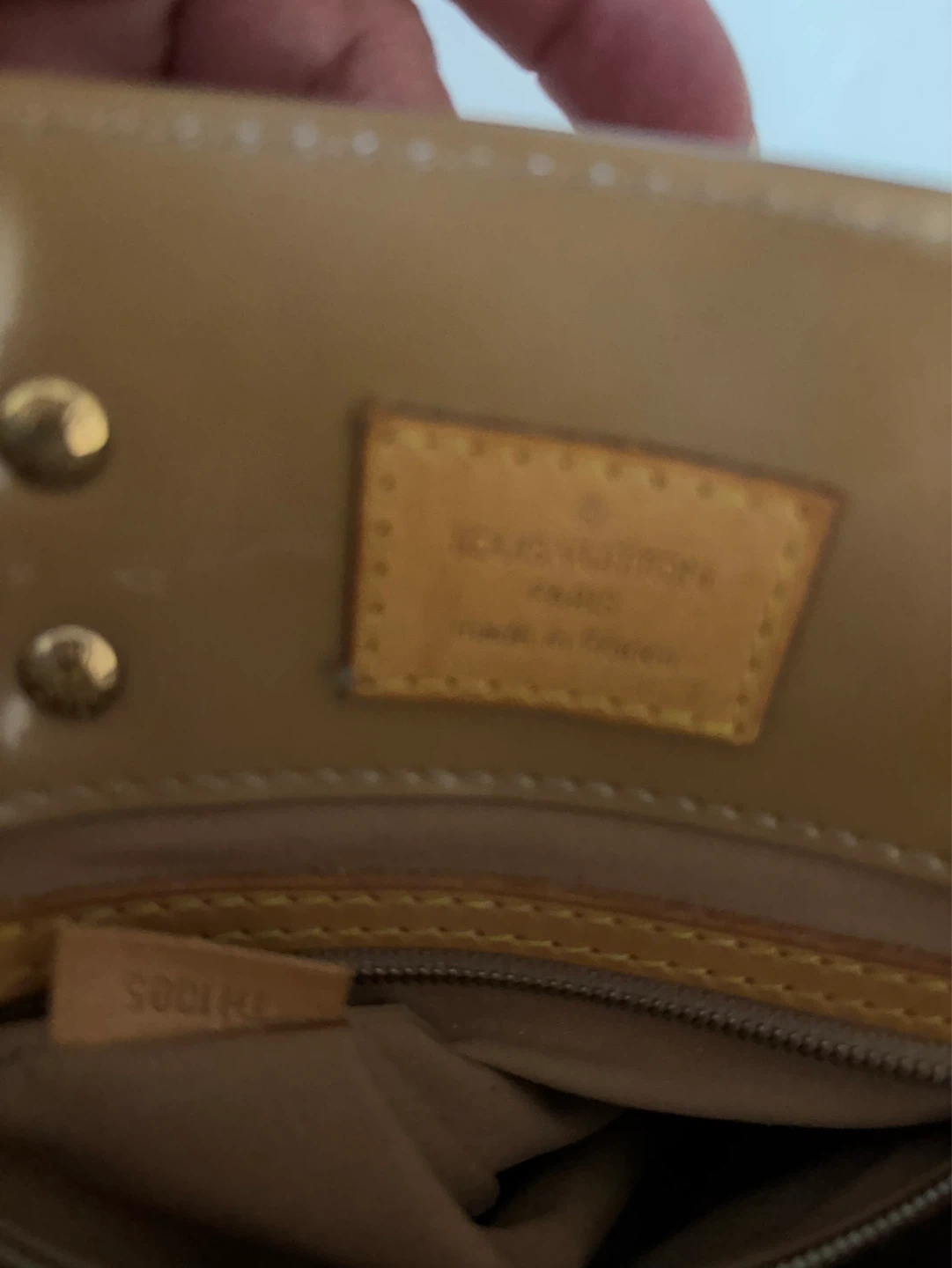 Louis Vuitton Vernis Tote Bag - photo 4