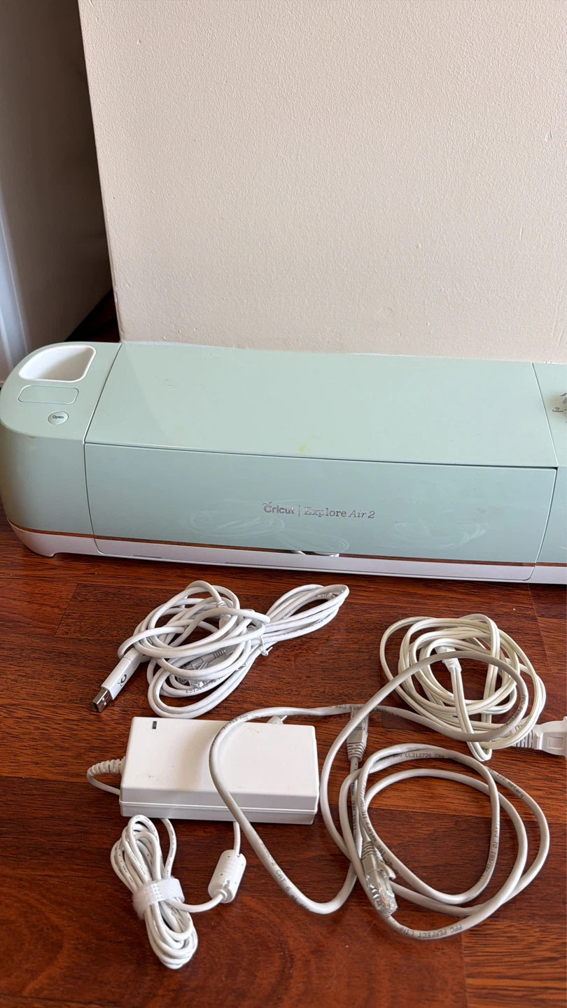 Cricut Explore Air 2 Cutting Machine - photo 4