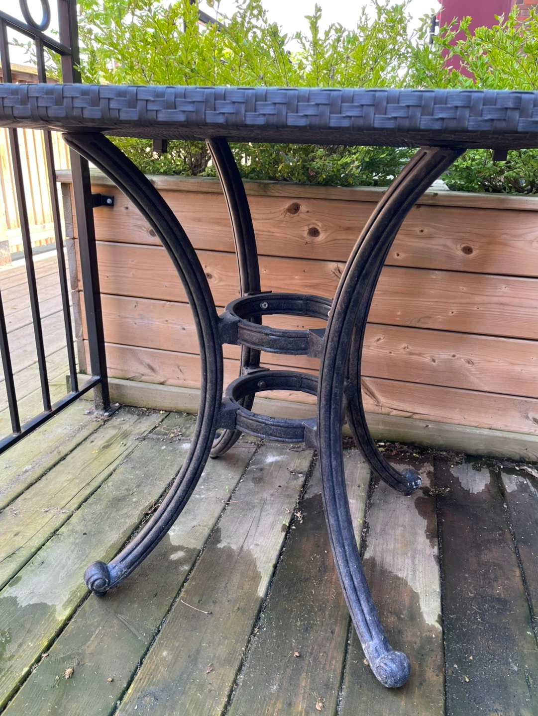 Wicker Patio Table - photo 3