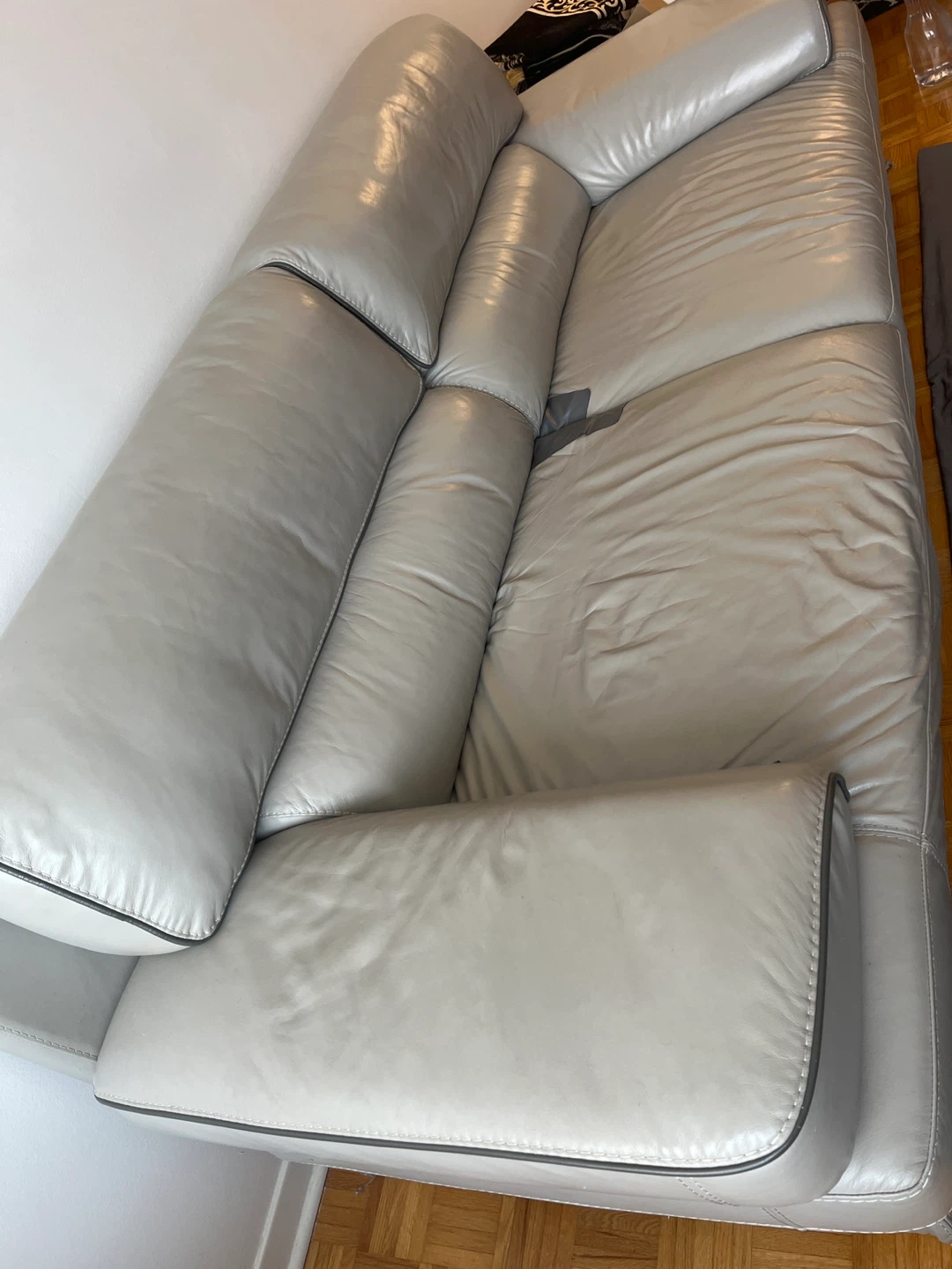 Light Grey Leather Sofa - photo 4