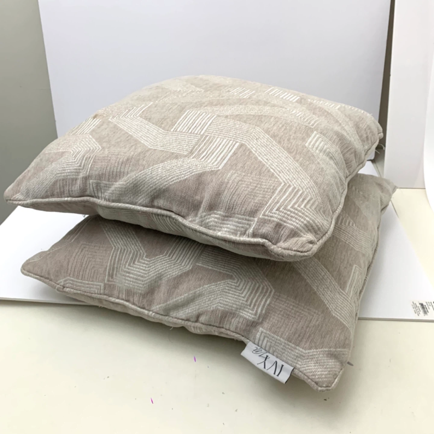 Throw Pillows Accent Cushions Beige White Set 2 Home Decor - photo 4