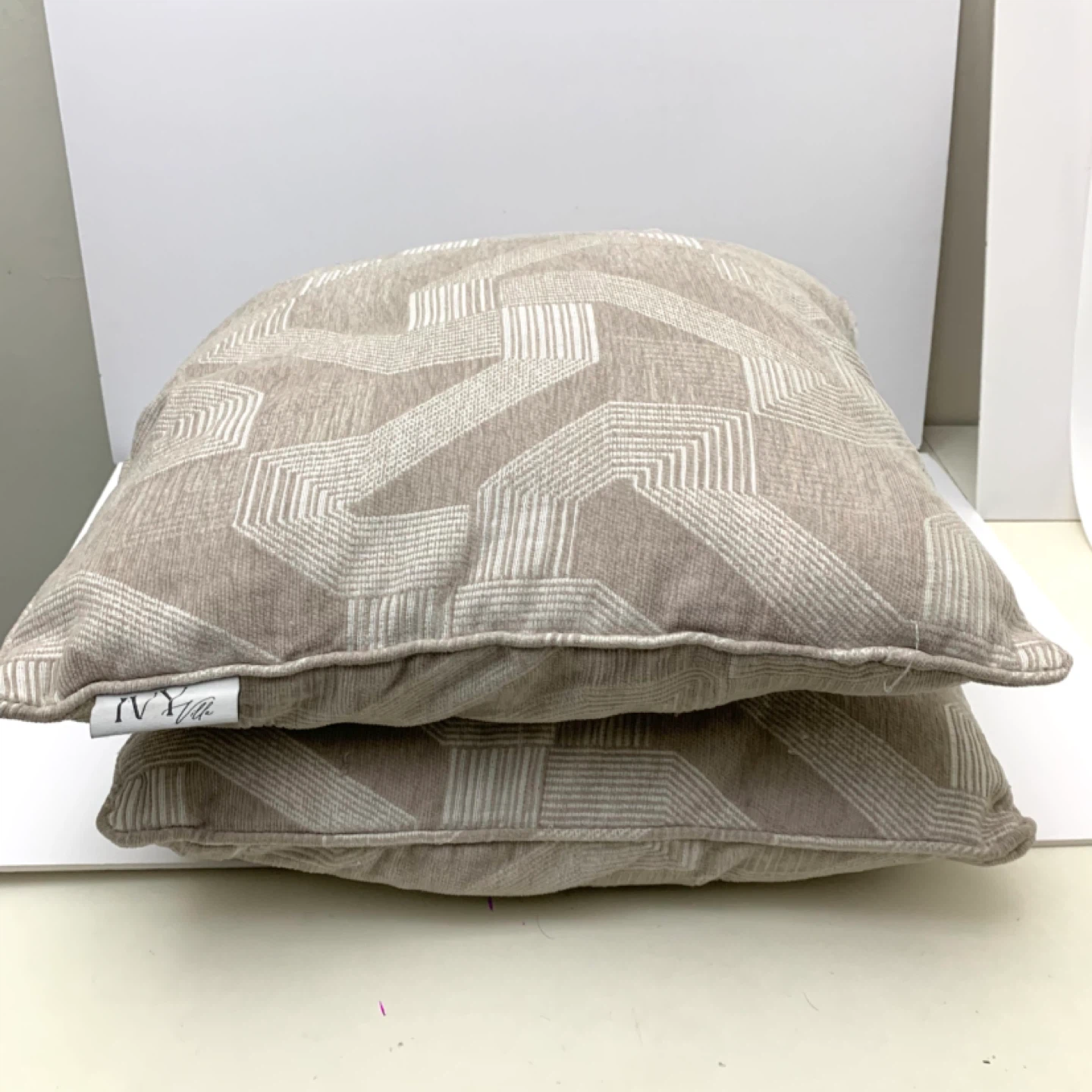 Throw Pillows Accent Cushions Beige White Set 2 Home Decor - photo 5