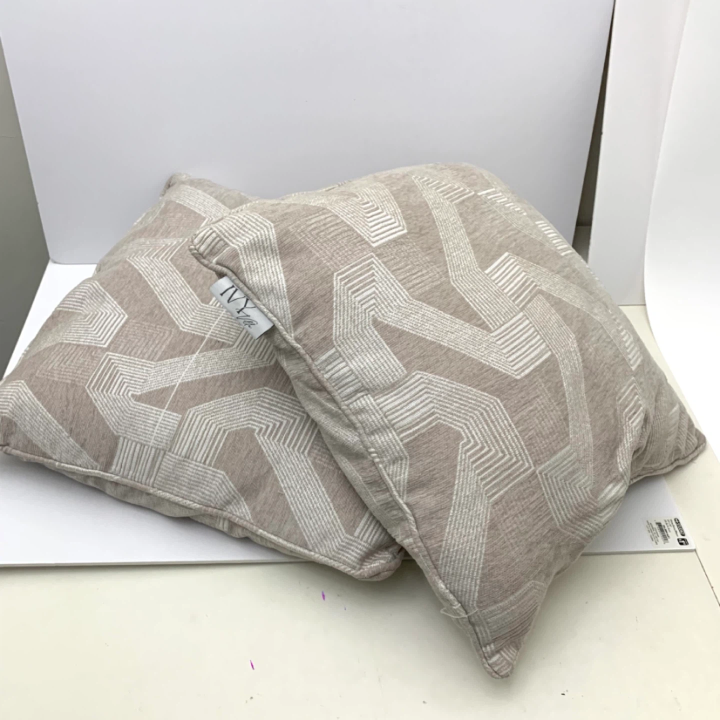 Throw Pillows Accent Cushions Beige White Set 2 Home Decor