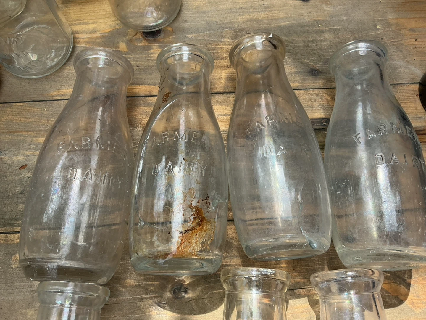 7 Antique “FARMERS DAIRY” Glass Milk Bottles ! - photo 5