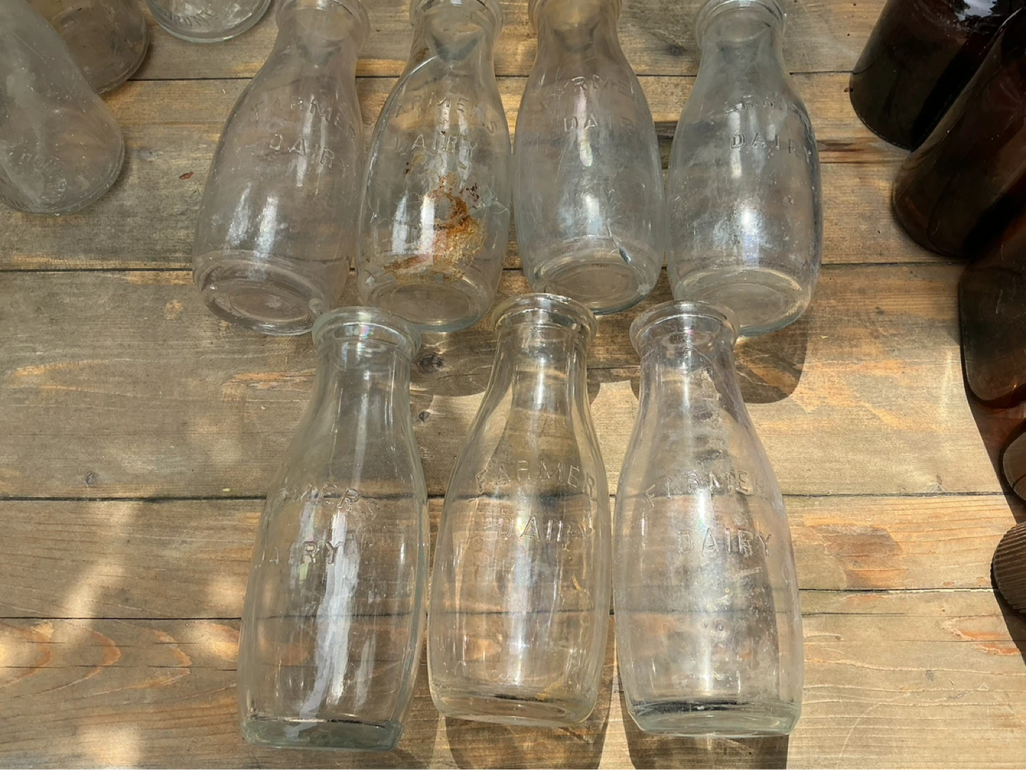 7 Antique “FARMERS DAIRY” Glass Milk Bottles ! - photo 3