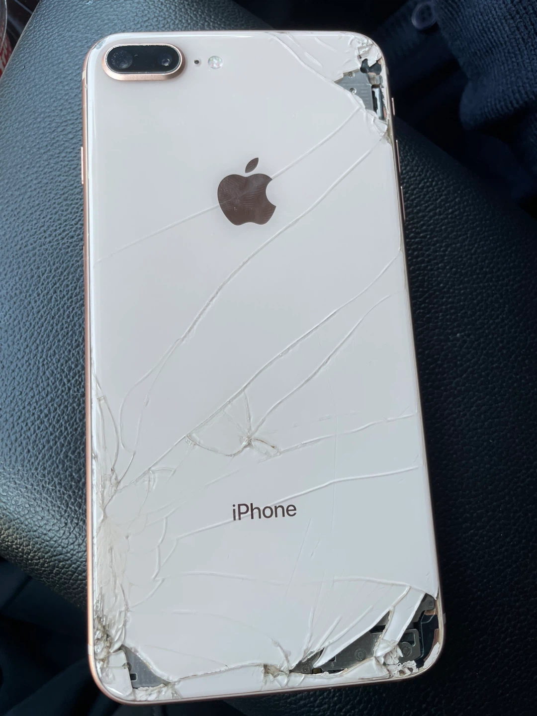 Apple iPhone 8 Plus - Rose Gold