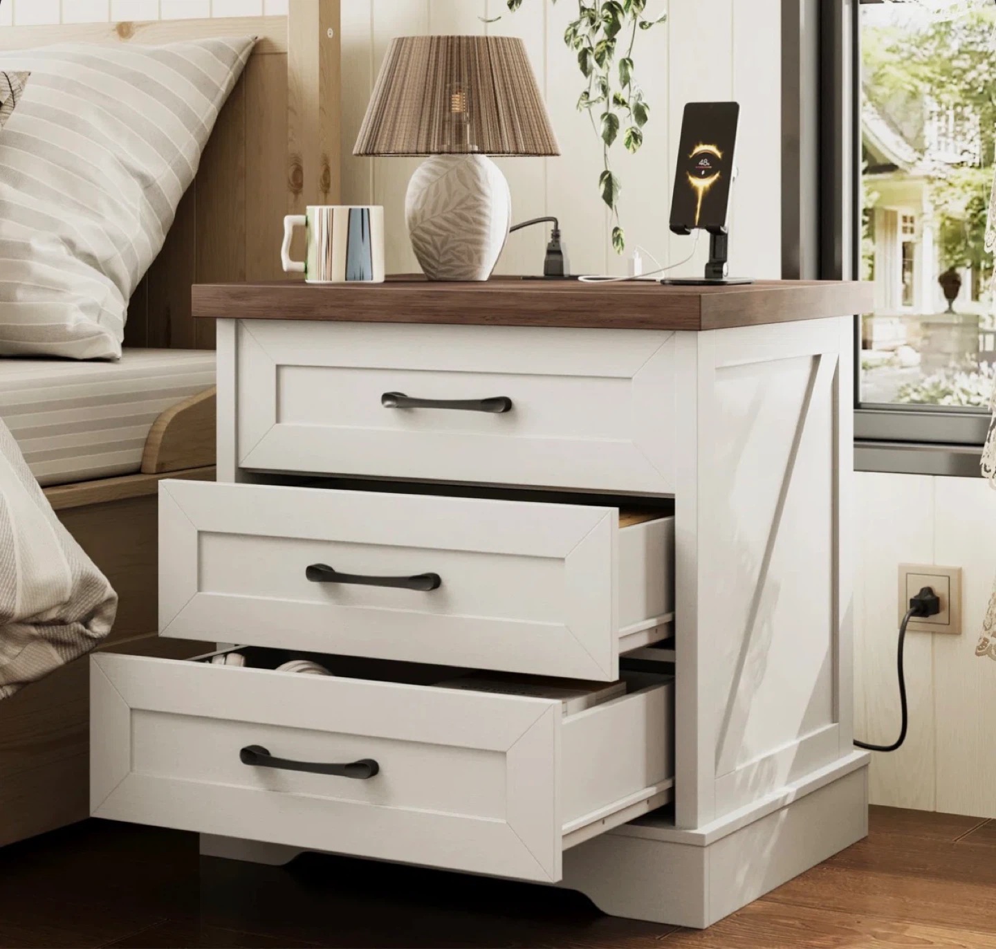 White 3-Drawer Nightstand