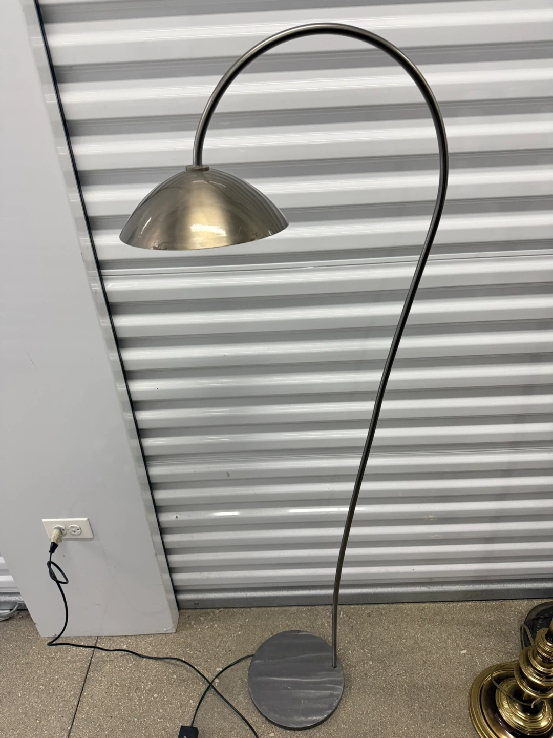 Vintage MCM Modern Arc Floor Lamp - photo 2