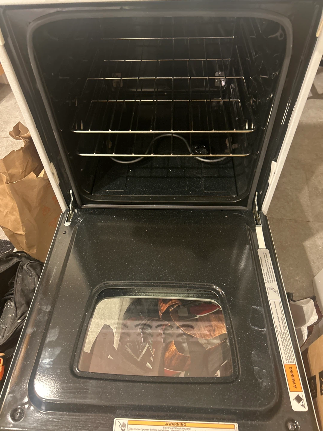 Amana White Electric Stove and Oven - photo 2