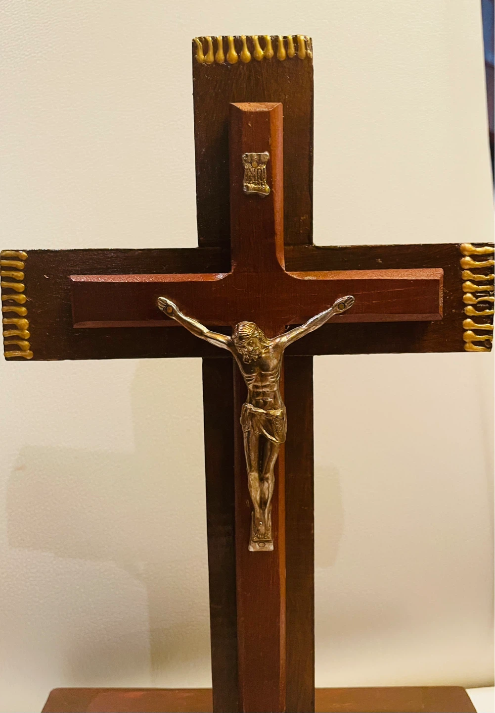 Wooden Tabletop Crucifix with Jesus Figure - photo 2