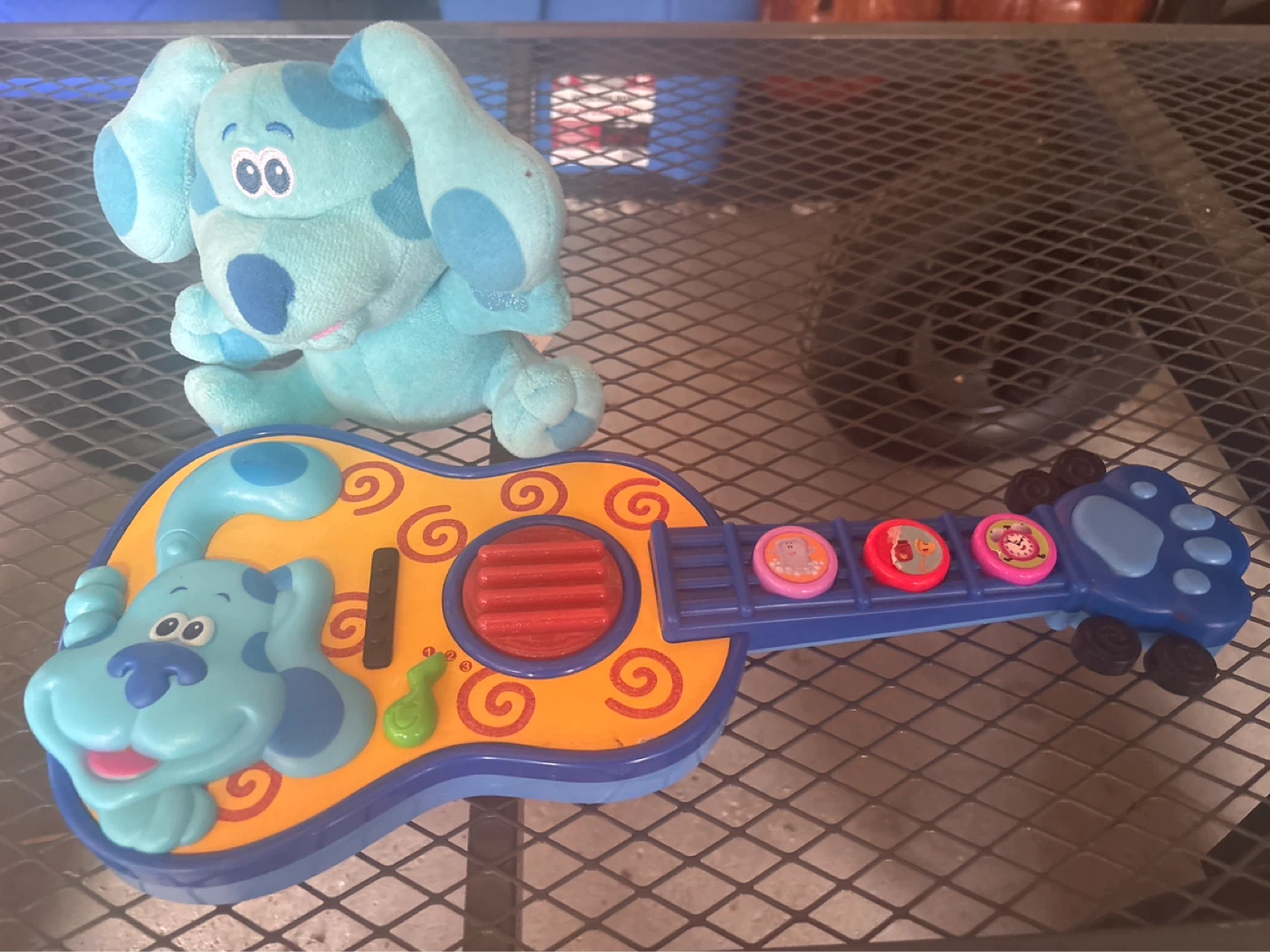 Blue's Clues Musical Guitar Toy
