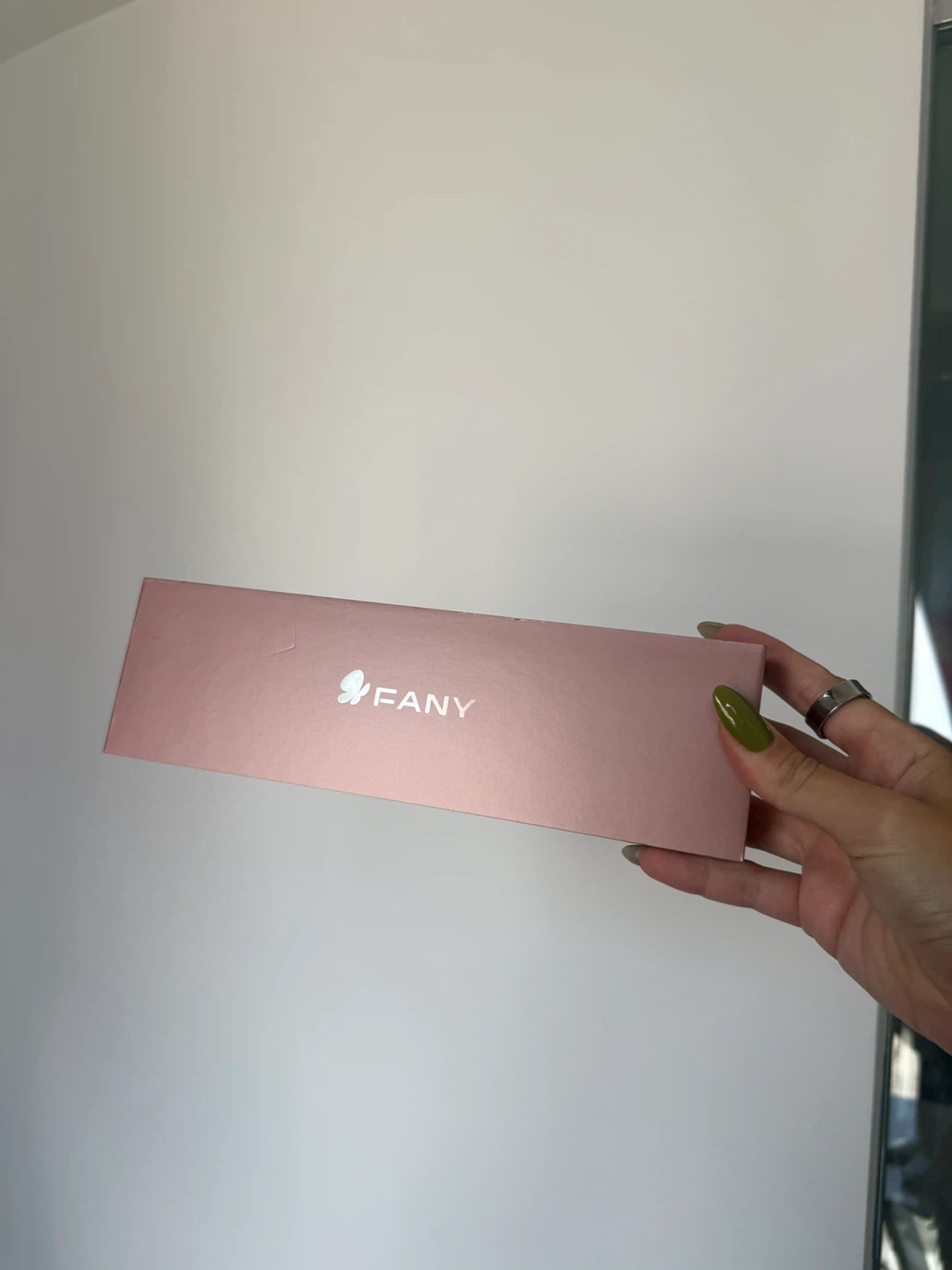 FANY Luna Stylish Smartwatch for Women - Rose Gold - photo 2