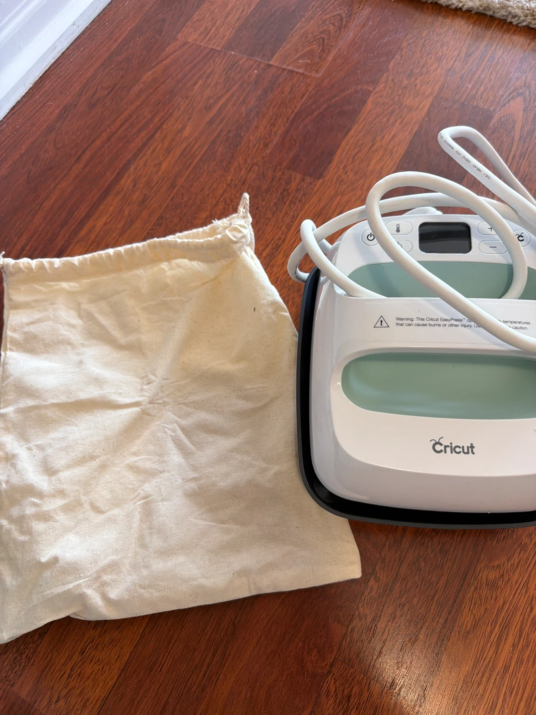 Cricut EasyPress 2 Heat Press Machine - photo 2