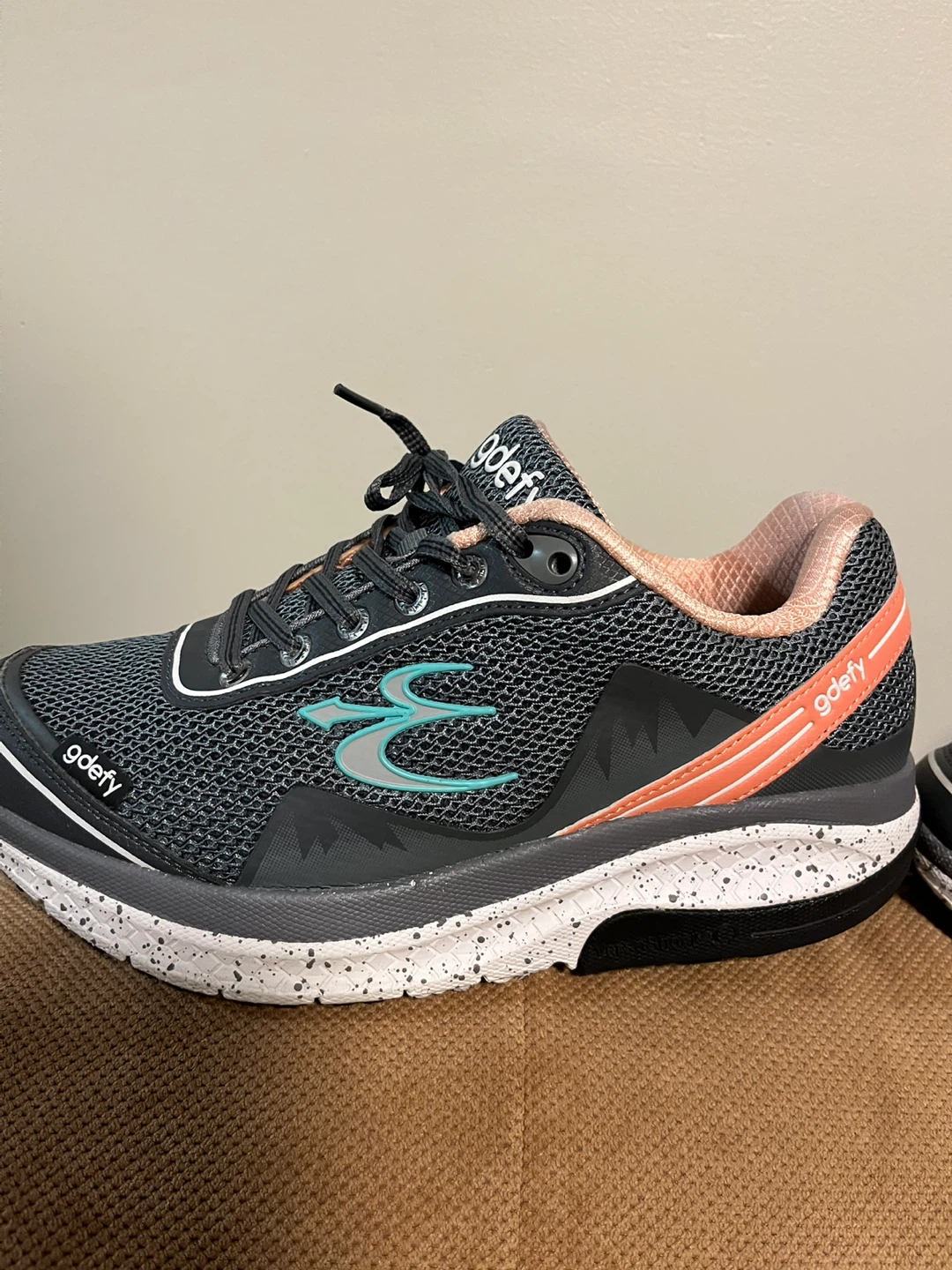 Gdefy Mighty Walk Women's Running Shoes Size 8 Gray/Pink - photo 3
