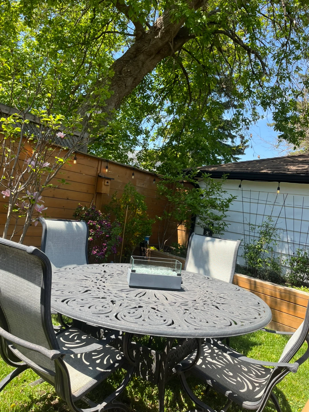 large fire table 4 seating