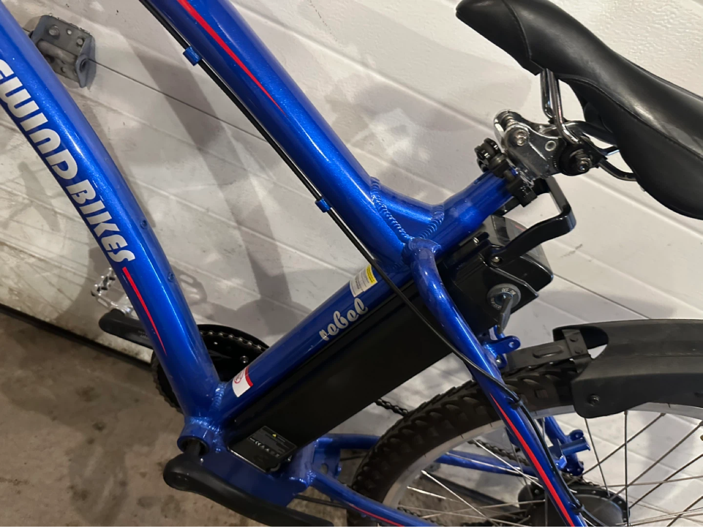EBIKE.  19 inch frame. New but never ridden. - photo 5