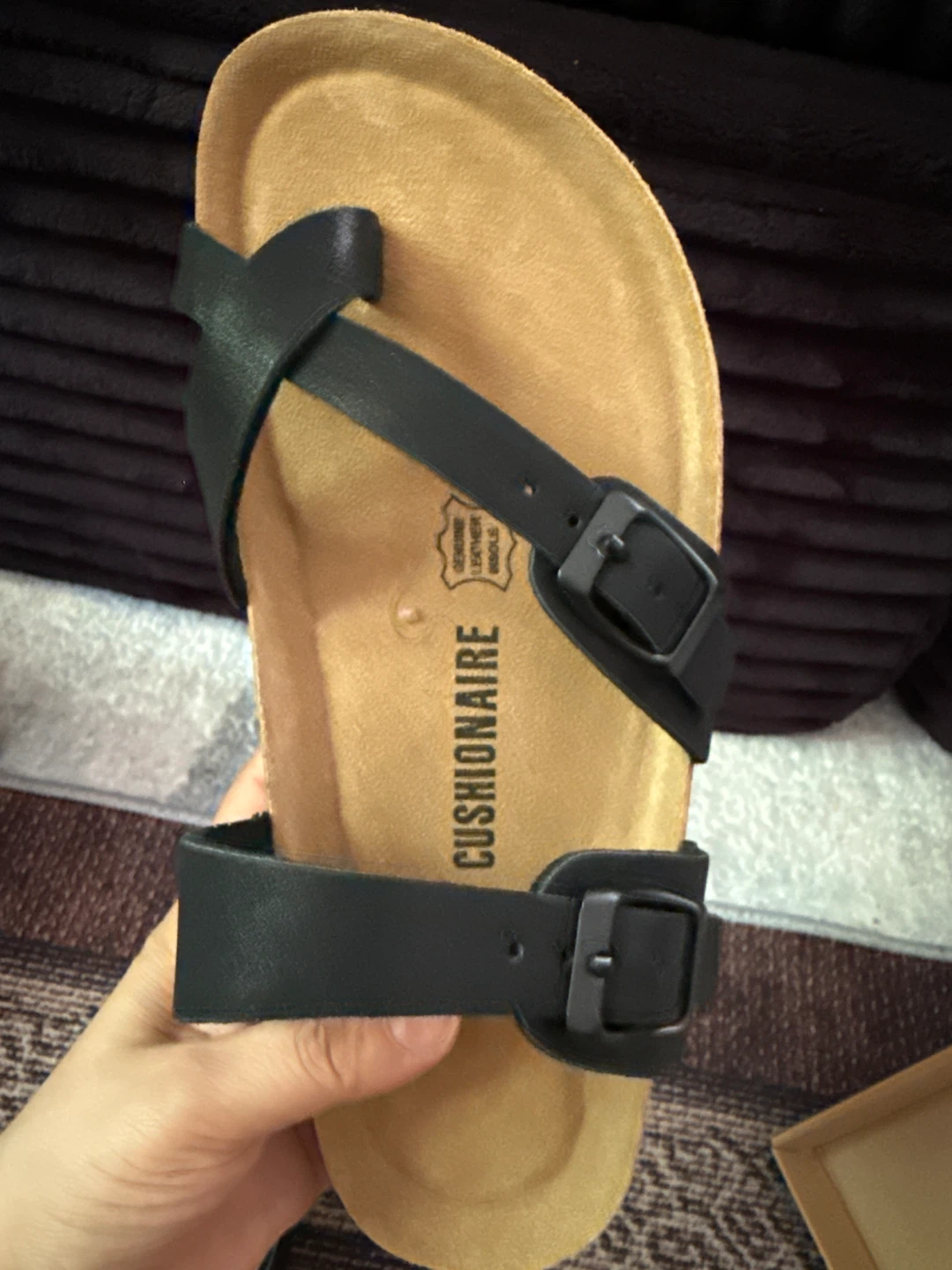 Cushionaire Black Comfort Sandals Size 7M